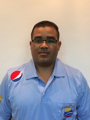 Carlos Leal